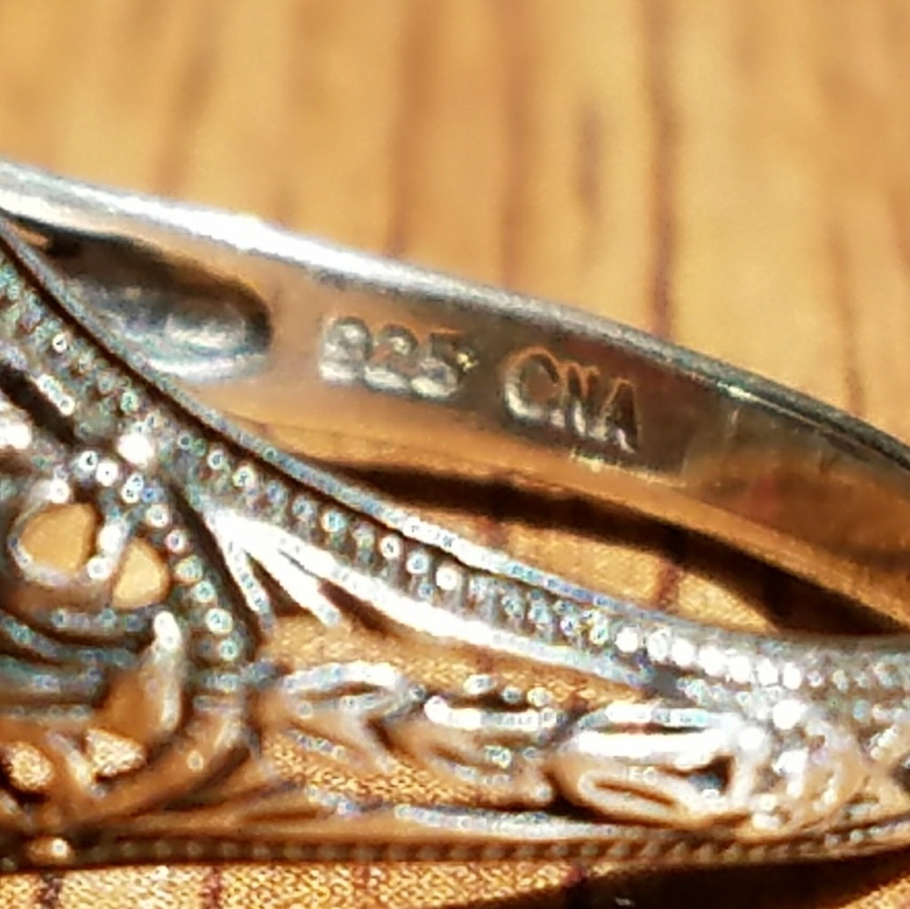 SOLD Antique Carnelian Sterling Filigree Ring - Picture 6 of 8